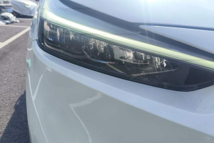 Used Honda Vezel 2023 1.5L CVT Tech Edition Right Front Headlight
