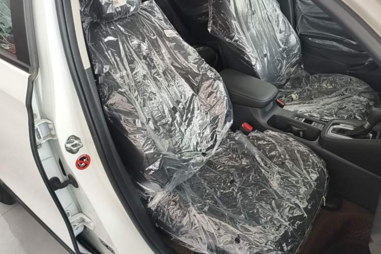Used Honda Vezel 2023 1.5L CVT Tech Edition Right Front Seat