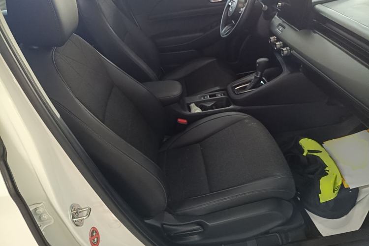 Used Honda Vezel 2023 1.5L CVT Tech Edition Right Front Seat
