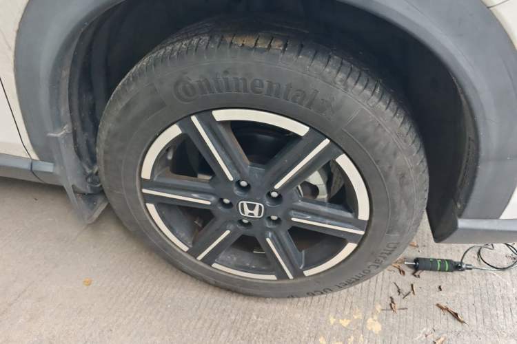 Used Honda Vezel 2023 1.5L CVT Elite Edition Right Front Wheel Hub