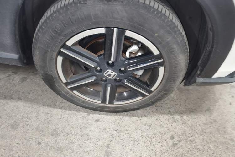Used Honda Vezel 2023 1.5L CVT Elite Edition Right Front Wheel Hub