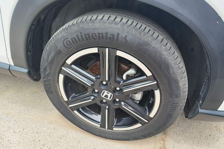 Used Honda Vezel 2023 1.5L CVT Pioneer Edition Right Front Wheel Hub