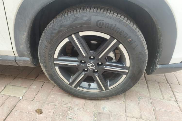 Used Honda Vezel 2023 1.5L CVT Tech Edition Right Front Wheel Hub