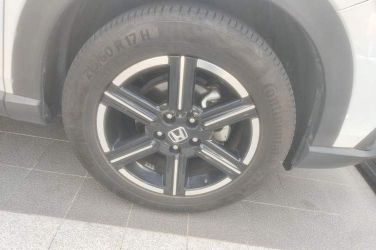 Used Honda Vezel 2023 1.5L CVT Tech Edition Right Front Wheel Hub