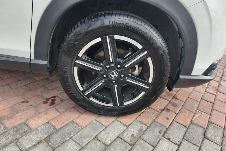 Used Honda Vezel 2023 1.5L CVT Tech Edition Right Front Wheel Hub