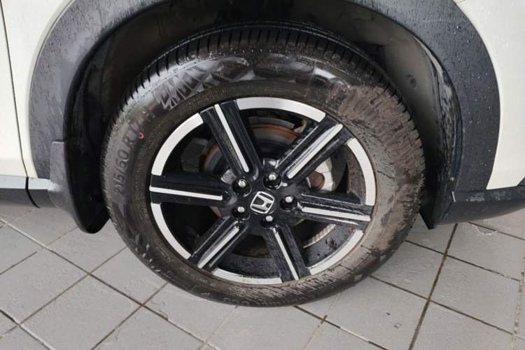 Used Honda Vezel 2023 1.5L CVT Tech Edition Right Front Wheel Hub