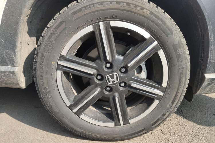 Used Honda Vezel 2023 1.5L CVT Tech Edition Right Front Wheel Hub