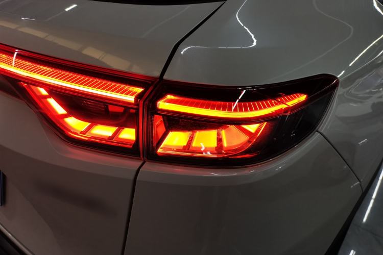 Used Honda Vezel 2023 1.5L CVT Elite Edition Right Rear Taillight