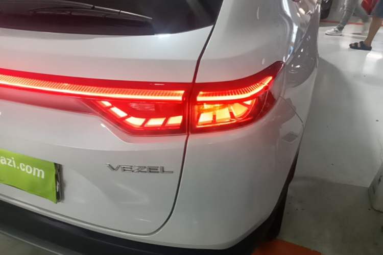 Used Honda Vezel 2023 1.5L CVT Elite Edition Right Rear Taillight