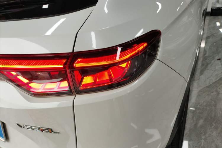Used Honda Vezel 2023 1.5L CVT Elite Edition Right Rear Taillight