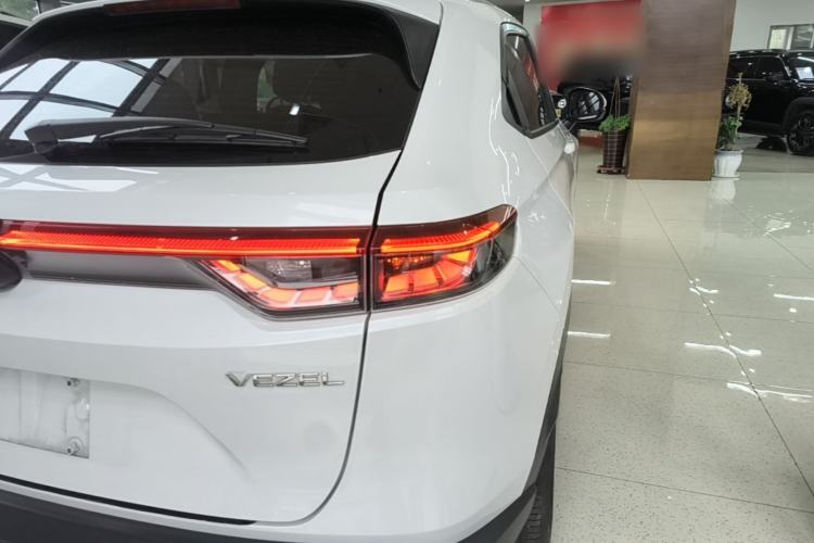 Used Honda Vezel 2023 1.5L CVT Tech Edition Right Rear Taillight