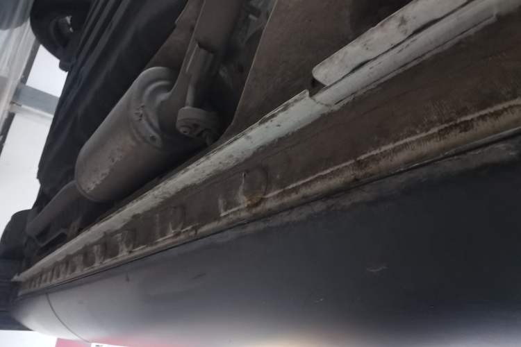 Used Honda Vezel 2023 1.5L CVT Elite Edition Right Side Sill