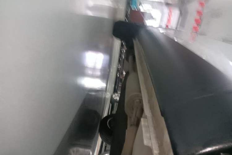 Used Honda Vezel 2023 1.5L CVT Elite Edition Right Side Sill
