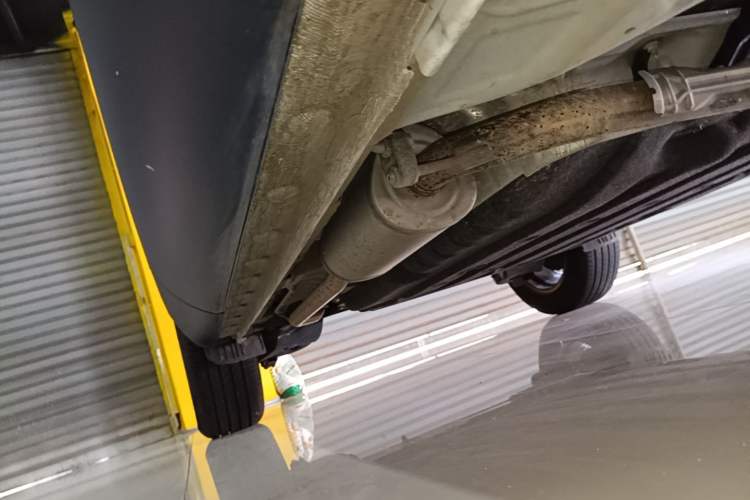 Used Honda Vezel 2023 1.5L CVT Tech Edition Right Side Sill
