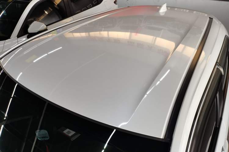 Used Honda Vezel 2023 1.5L CVT Elite Edition Roof