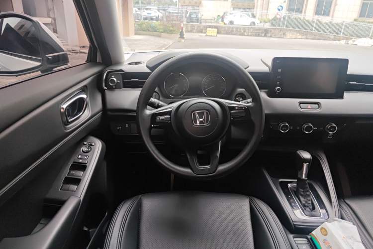 Used Honda Vezel 2023 1.5L CVT Elite Edition Steering Wheel
