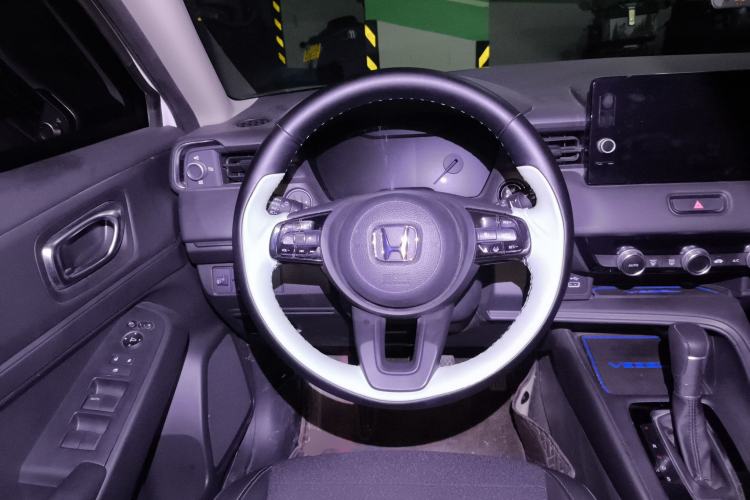 Used Honda Vezel 2023 1.5L CVT Tech Edition Steering Wheel