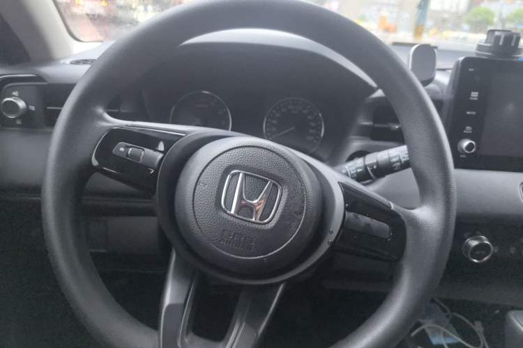 Used Honda Vezel 2023 1.5L CVT Elite Edition Steering Wheel