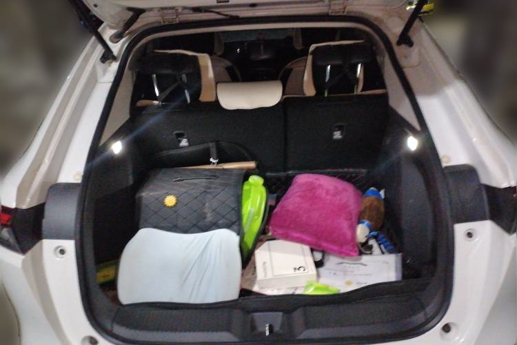 Used Honda Vezel 2023 1.5L CVT Tech Edition Trunk
