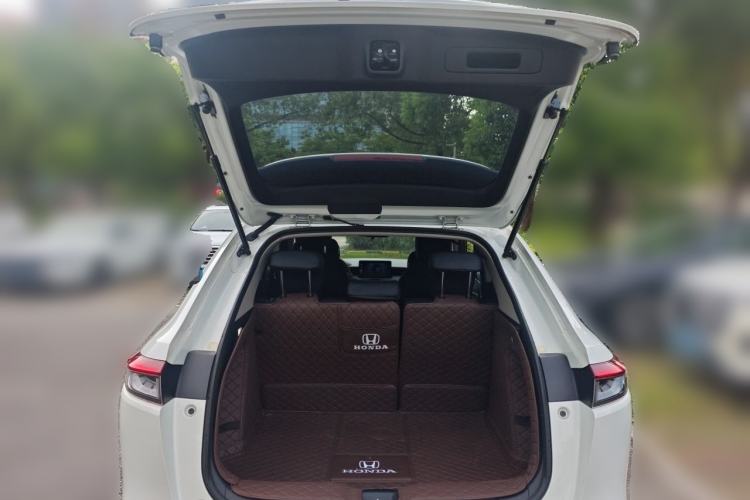Used Honda Vezel 2023 1.5L CVT Tech Edition Trunk