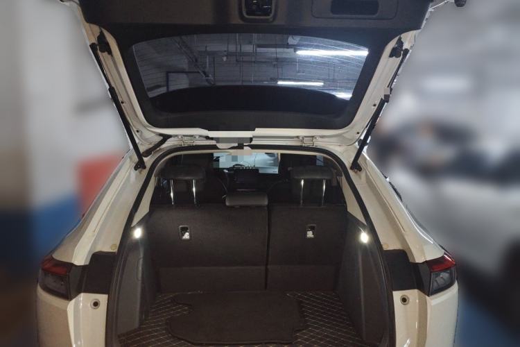 Used Honda Vezel 2023 1.5L CVT Tech Edition Trunk