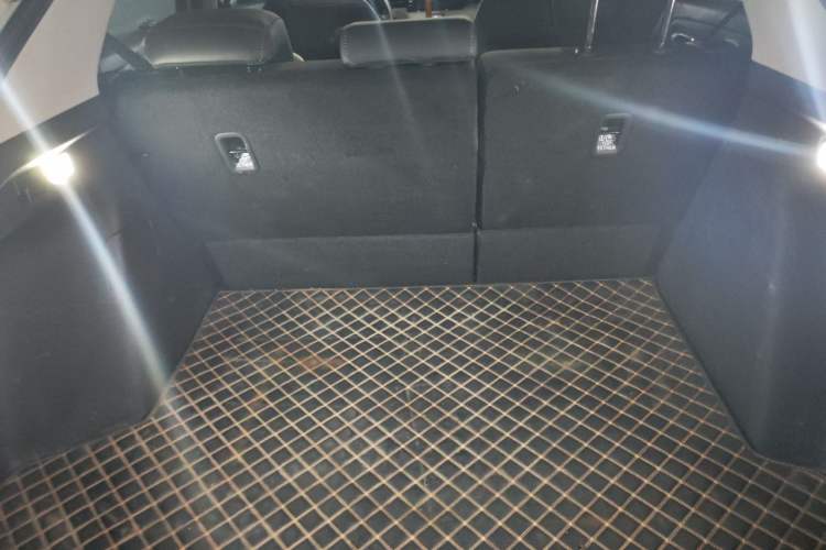 Used Honda Vezel 2023 1.5L CVT Tech Edition Trunk