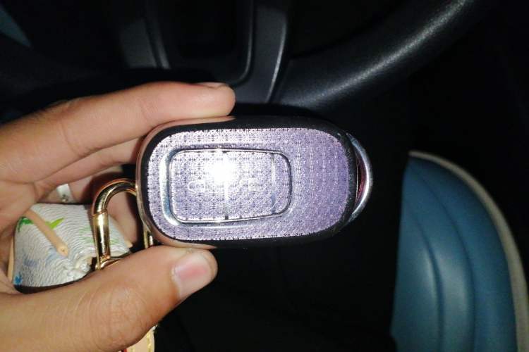 Used Honda Vezel 2023 1.5L CVT Tech Edition Vehicle Key