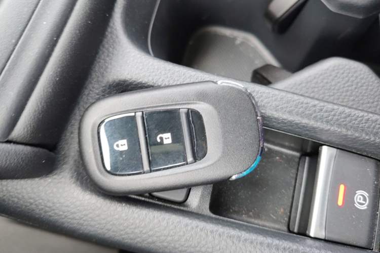 Used Honda Vezel 2023 1.5L CVT Tech Edition Vehicle Key