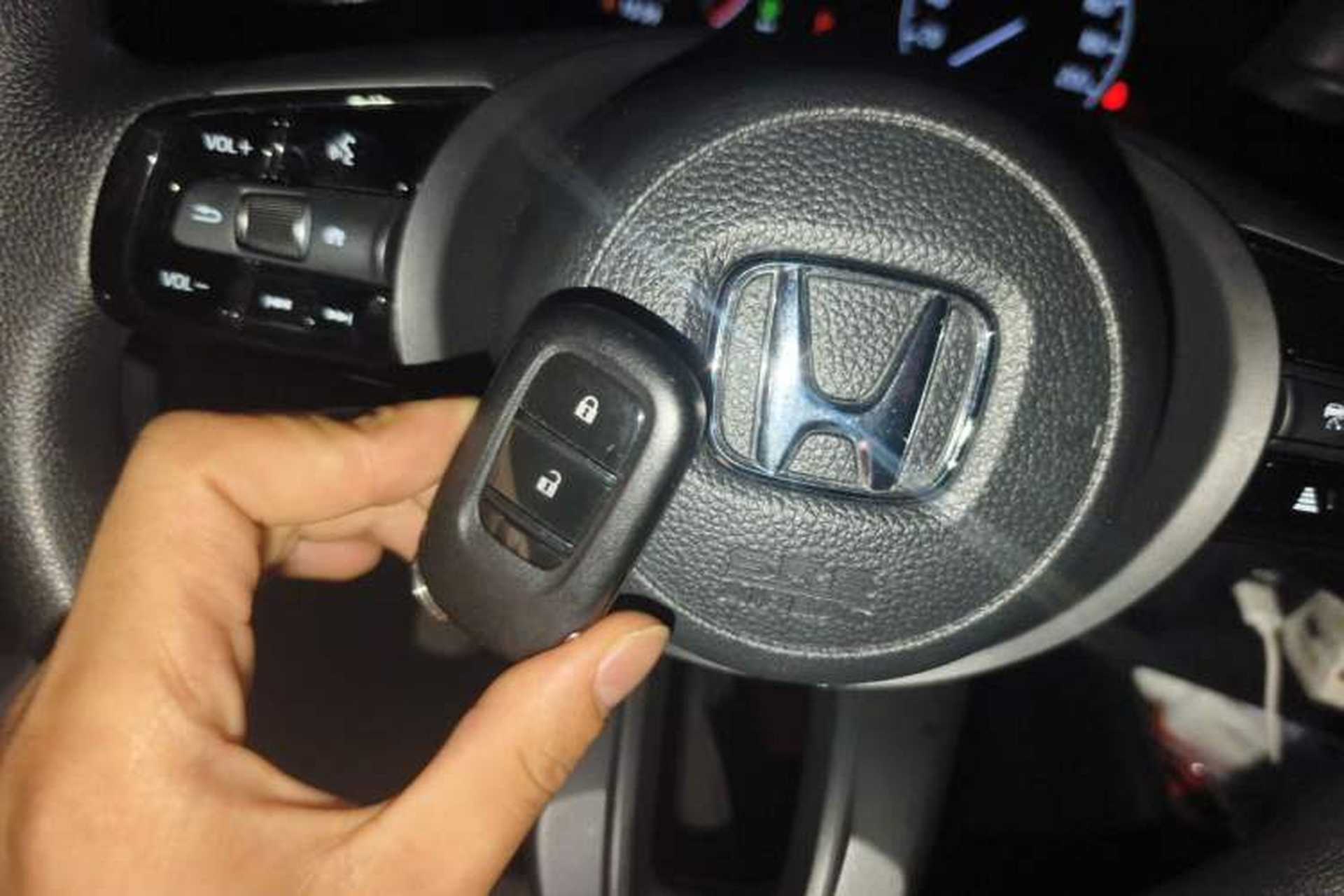 Used Honda Vezel 2023 1.5L CVT Tech Edition Vehicle Key