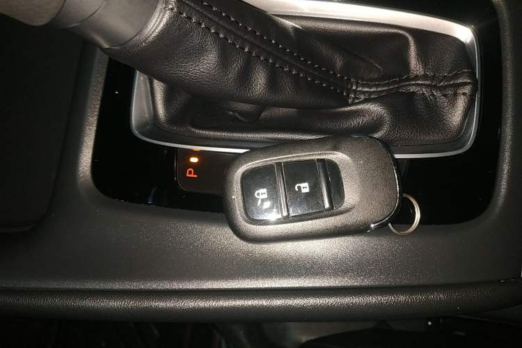 Used Honda Vezel 2023 1.5L CVT Pioneer Edition Vehicle Key