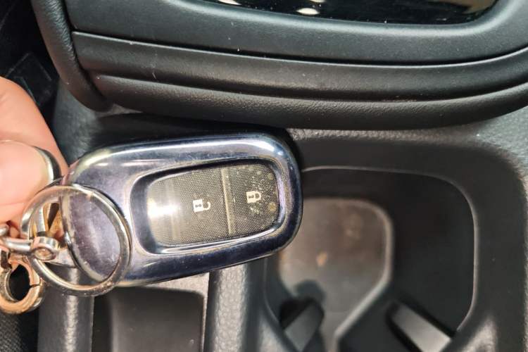 Used Honda Vezel 2023 1.5L CVT Tech Edition Vehicle Key
