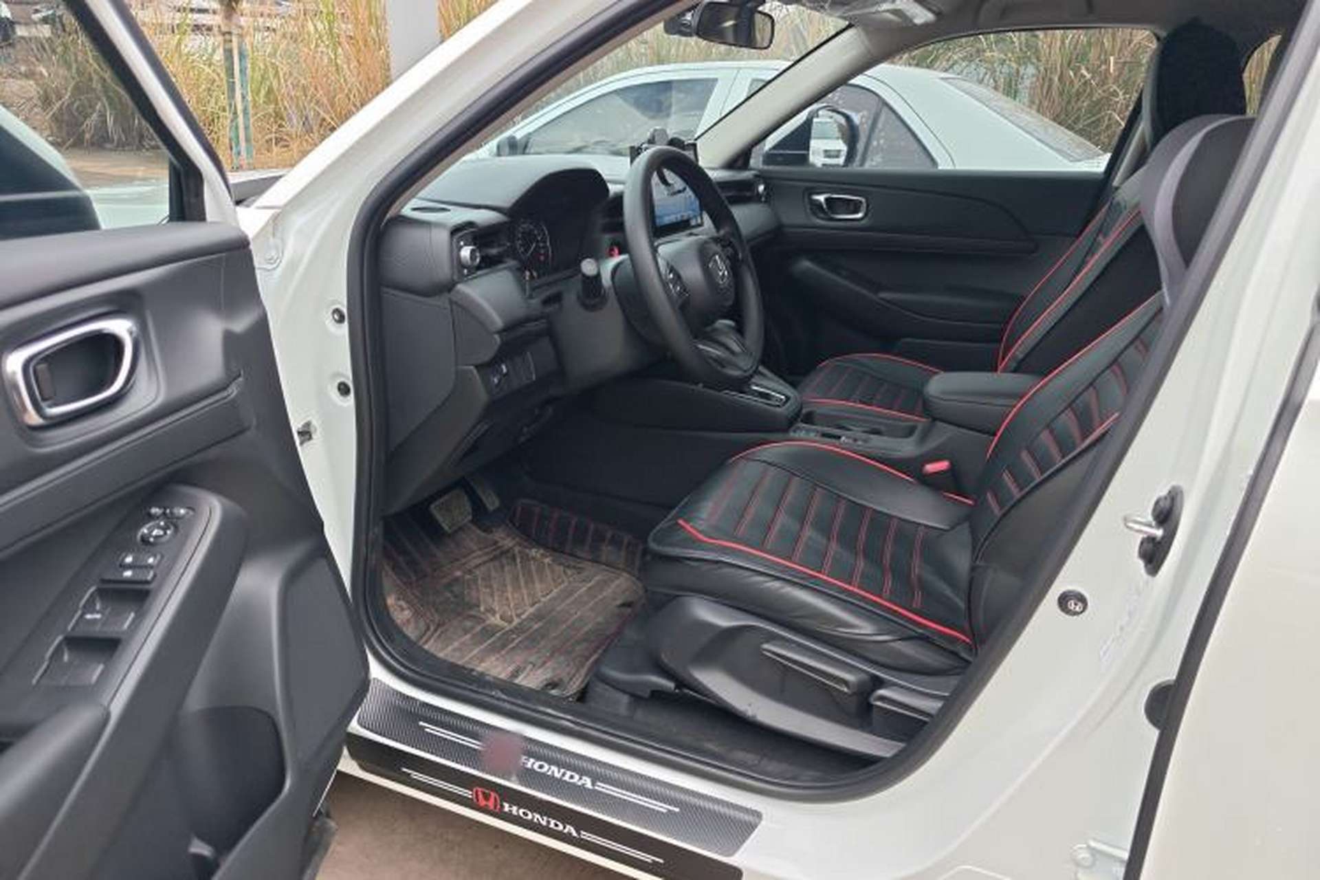 Used Honda Vezel 2025 1.5L CVT Comfort Edition Driver Seat