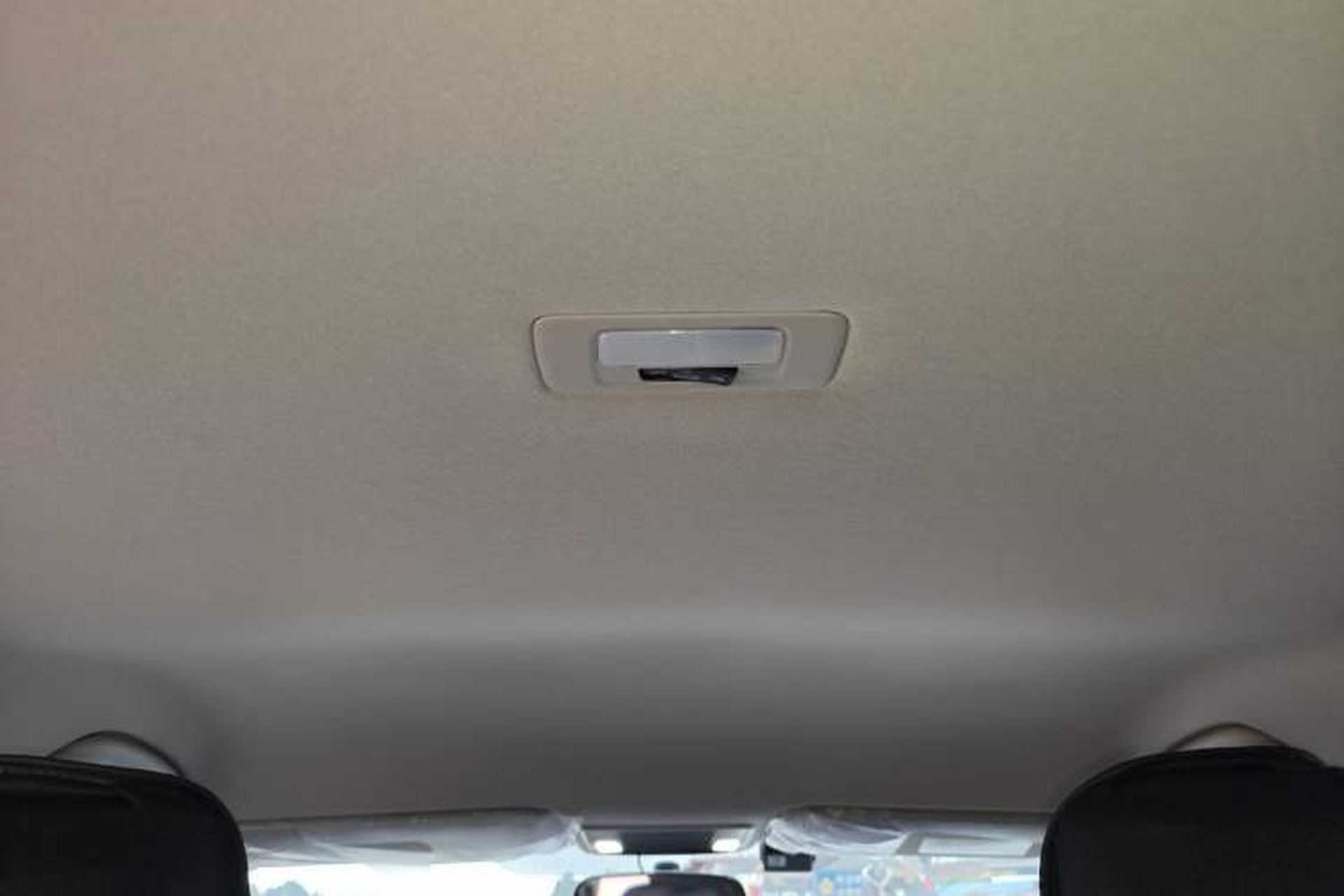 Used Honda Vezel 2025 1.5L CVT Comfort Edition Headliner