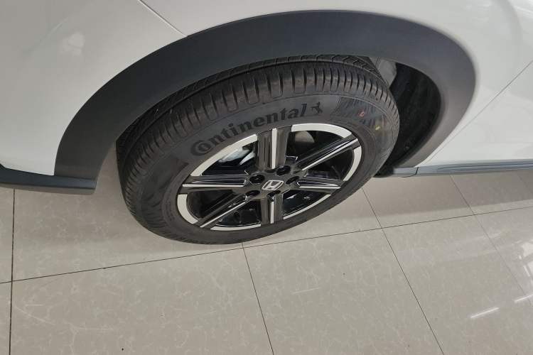 Used Honda Vezel 2025 1.5L CVT Comfort Edition Left Front Wheel Hub