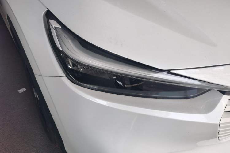 Used Honda Vezel 2025 1.5L CVT Comfort Edition Right Front Headlight