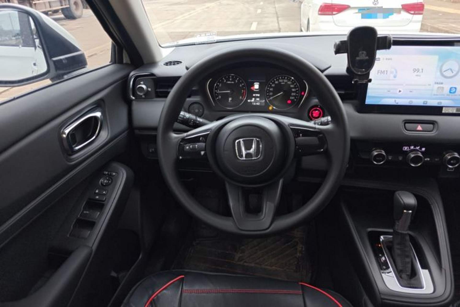 Used Honda Vezel 2025 1.5L CVT Comfort Edition Steering Wheel