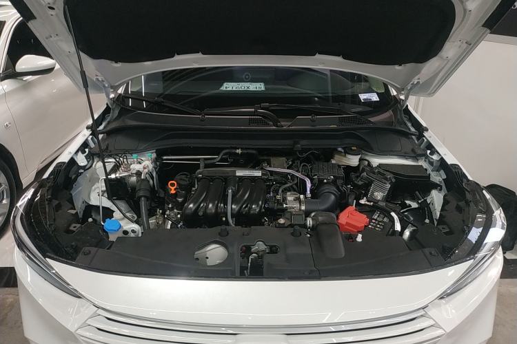 Used Honda Vezel 2026 Model 1.5L CVT Pioneer Edition Engine Bay