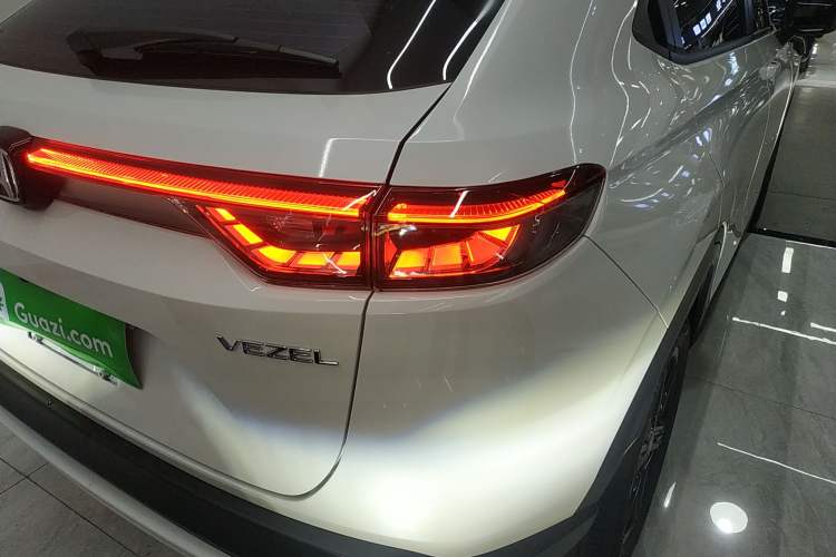 Used Honda Vezel 2026 Model 1.5L CVT Pioneer Edition Exterior 3