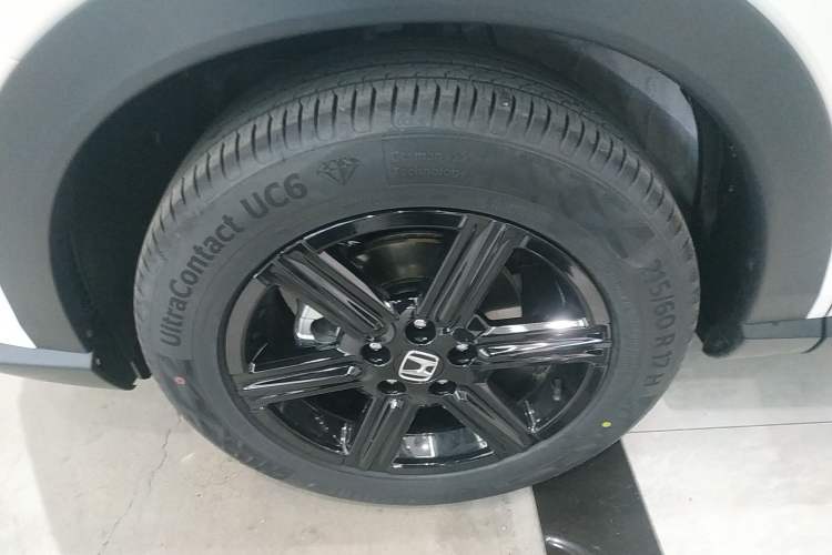 Used Honda Vezel 2026 Model 1.5L CVT Pioneer Edition Exterior 4