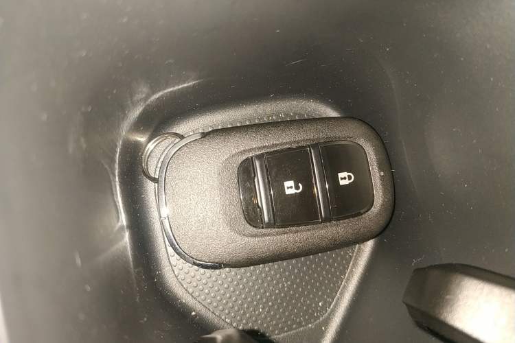 Used Honda Vezel 2026 Model 1.5L CVT Pioneer Edition Interior 1