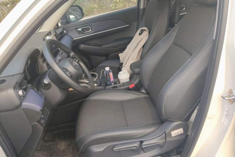 Used Honda Vezel 2026 Model 1.5L CVT Pioneer Edition Left Front Seat