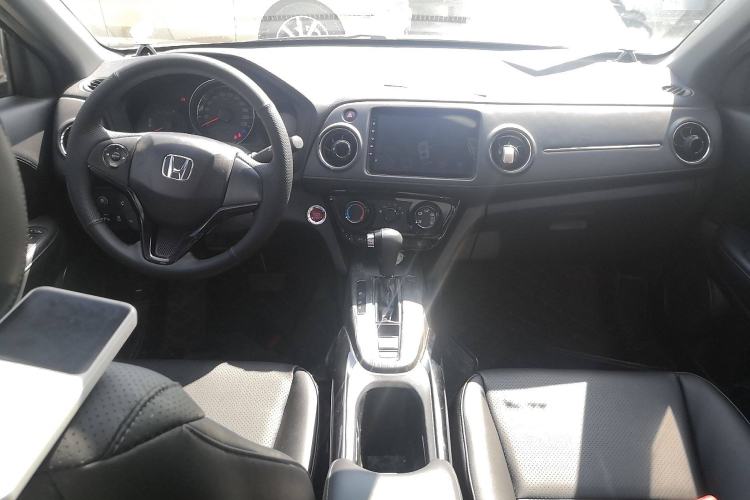 Used Honda XR-V 2017 1.8L EXi CVT Comfort Version Center Console