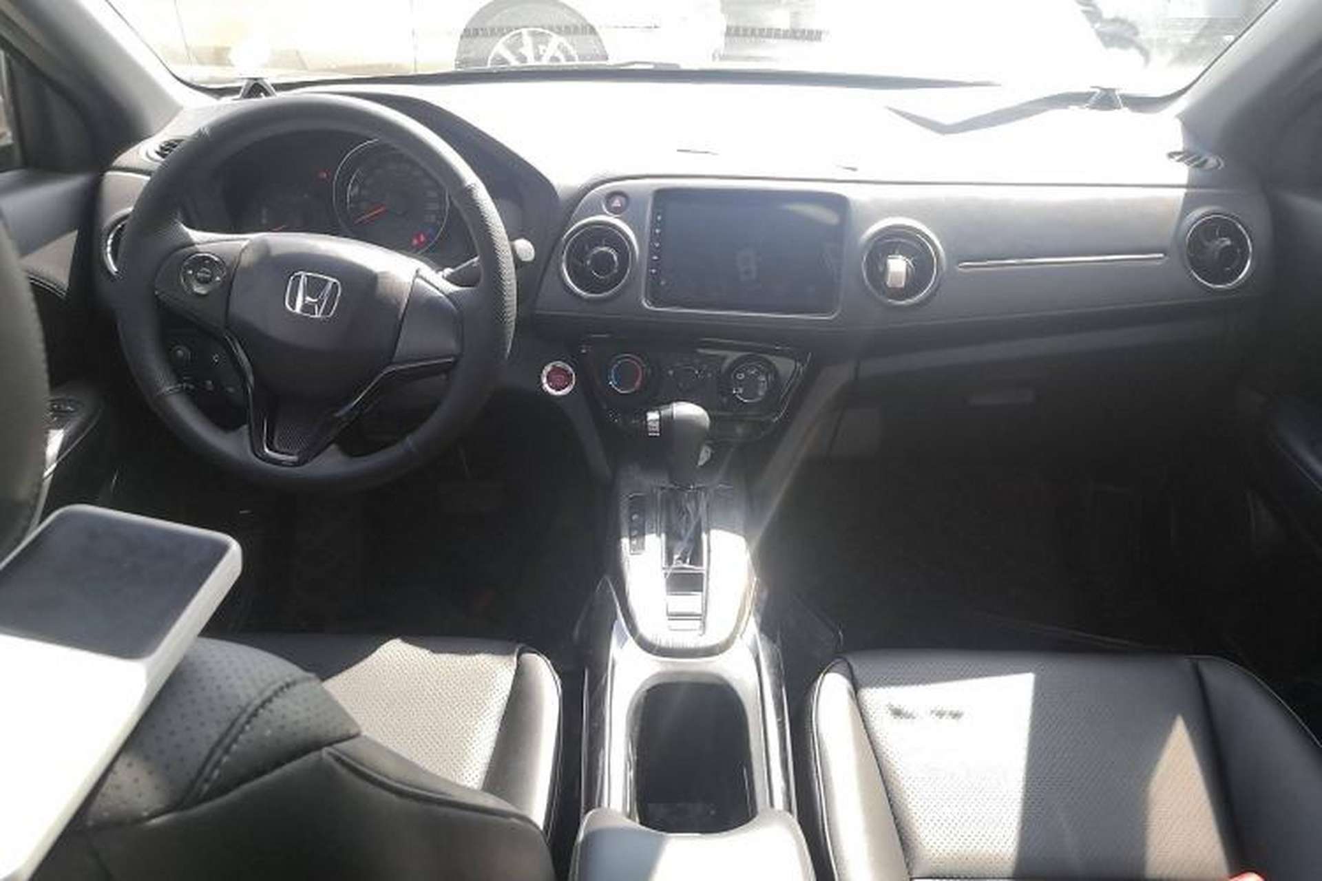 Used Honda XR-V 2017 1.8L EXi CVT Comfort Version Center Console