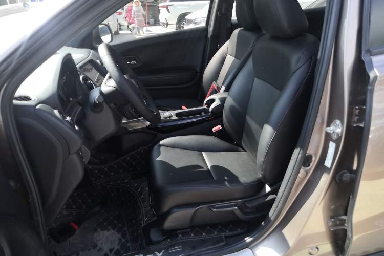 Used Honda XR-V 2017 1.8L EXi CVT Comfort Version Left Front Seat