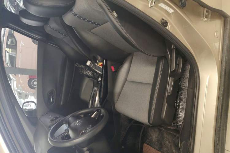 Used Honda XR-V 2021 1.5L CVT Comfort Version Interior 5