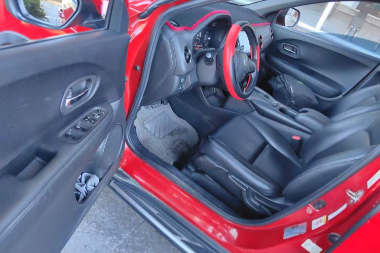Used Honda XR-V 2015 1.5L LXi CVT Classic Edition Driver Seat