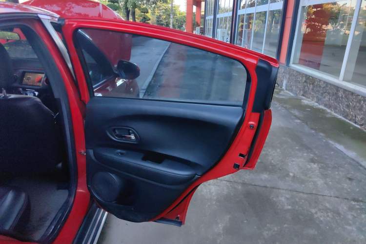 Used Honda XR-V 2015 1.5L LXi CVT Classic Edition Right Rear Door Interior