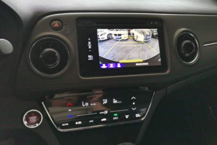 Used Honda XR-V 2015 1.8L VTi CVT Luxury Edition Audio And AC Panel