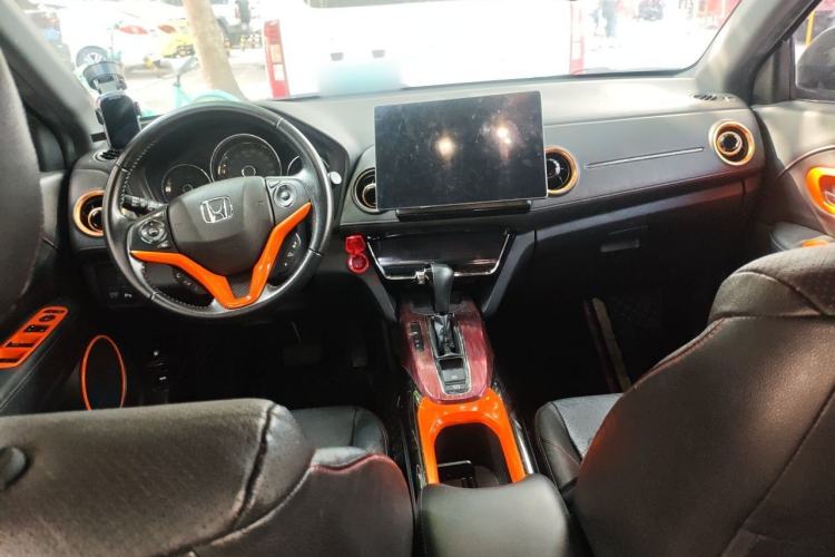 Used Honda XR-V 2015 1.8L VTi CVT Luxury Edition Center Console