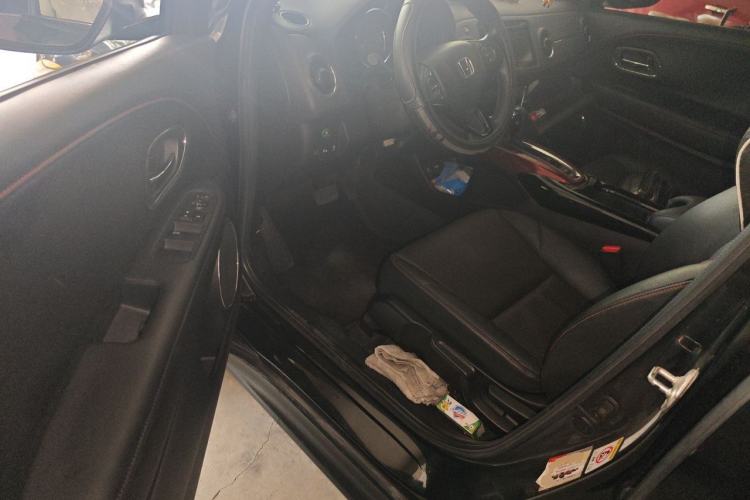 Used Honda XR-V 2015 1.8L VTi CVT Luxury Edition Driver Seat